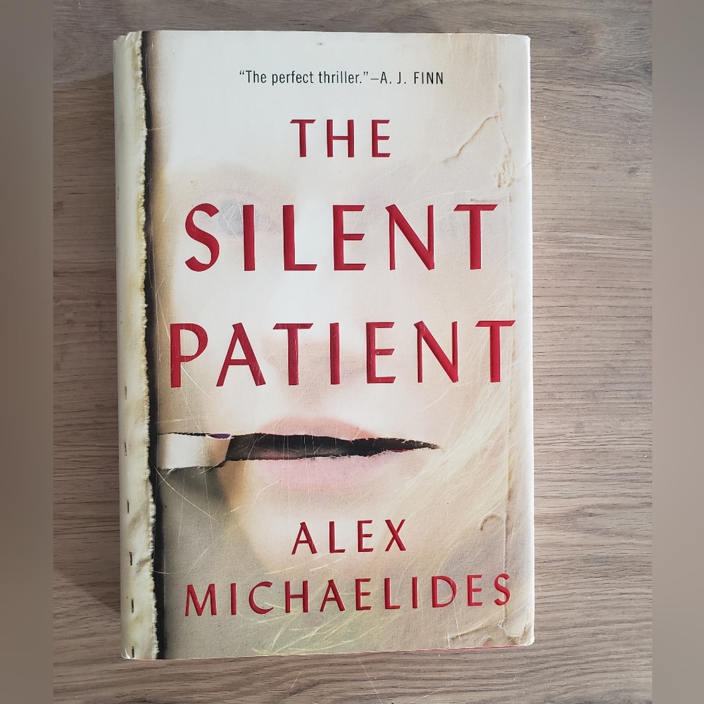 The Silent Patient by Alex Michaelides